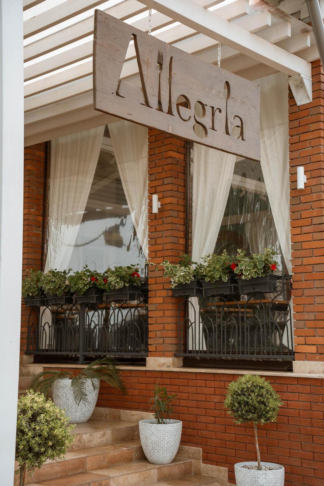 Allegria Hotel Spa Băile 1 Mai Zewnętrze zdjęcie